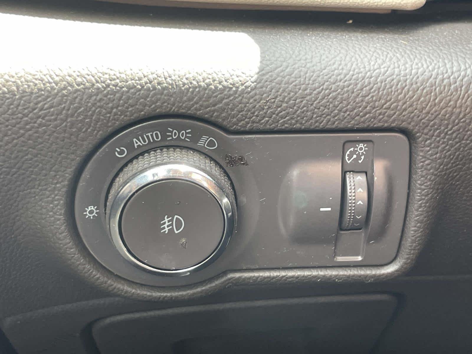 Used 2014 Mocha Bronze Metallic Buick Convenience Group image 33