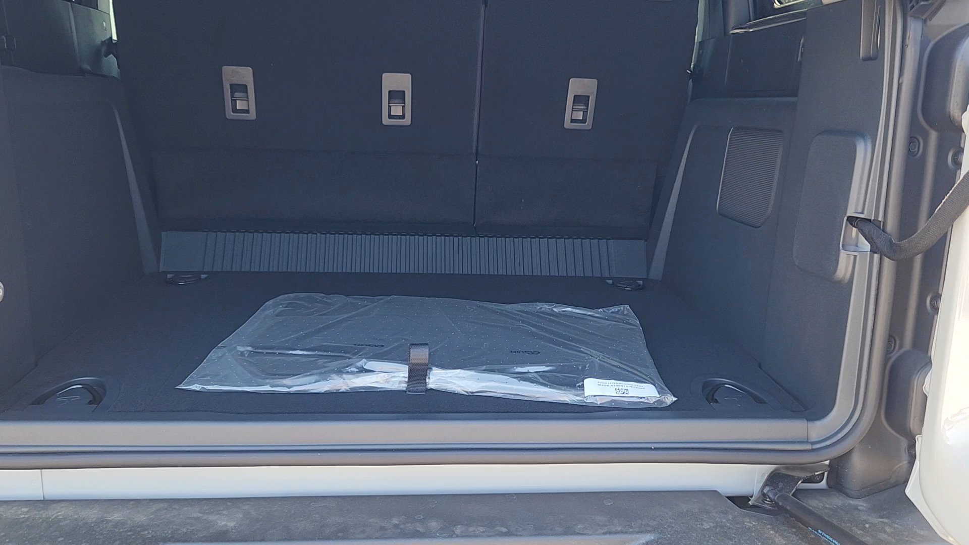 New 2026 Avalanche Gray Ford Big Bend image 37