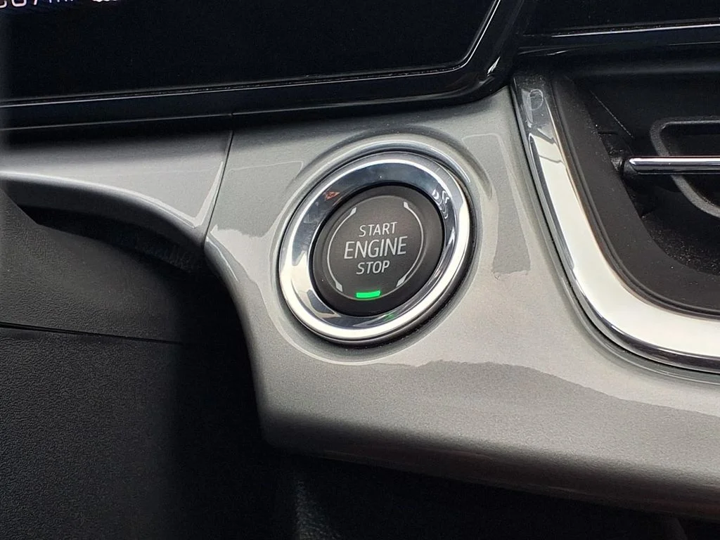 Used 2025 Gray Chevrolet LT image 19