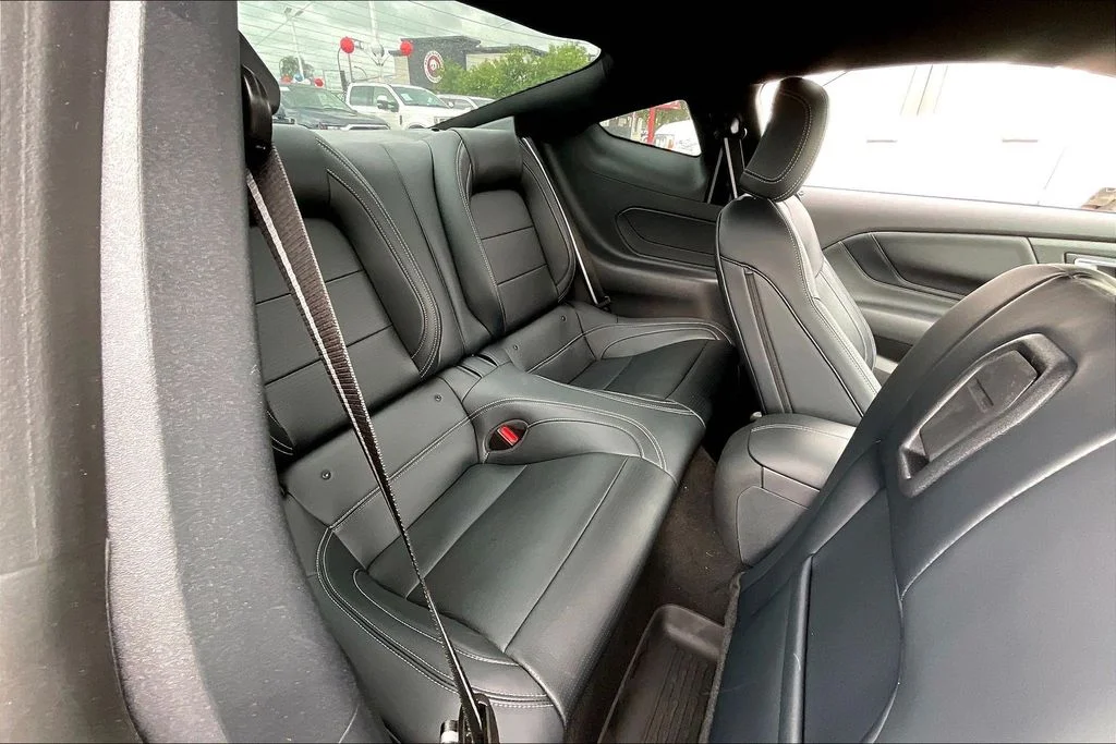 2025 Ford Mustang EcoBoost Premium Fastback - Photo 26