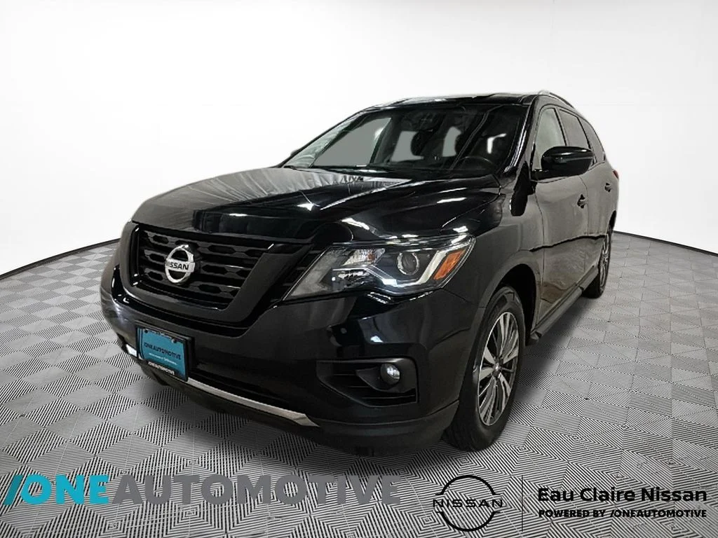 2017 Nissan Pathfinder SV