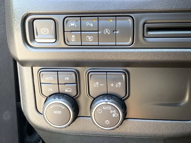 Used 2023 Black Chevrolet LT image 17