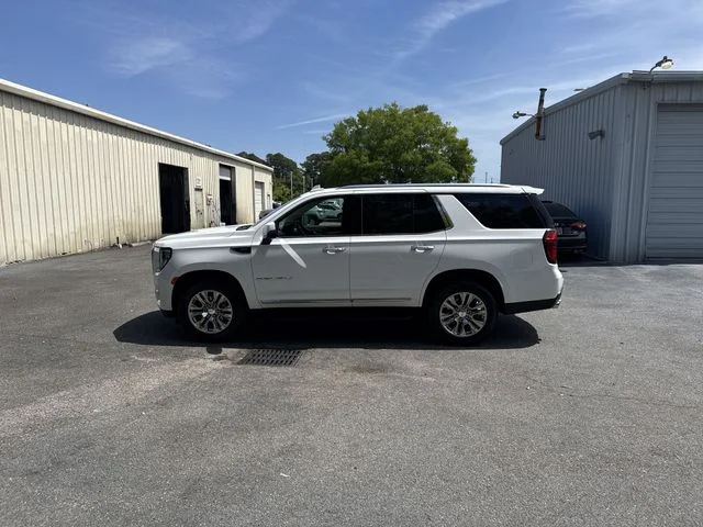Used 2021 White GMC Denali image 8