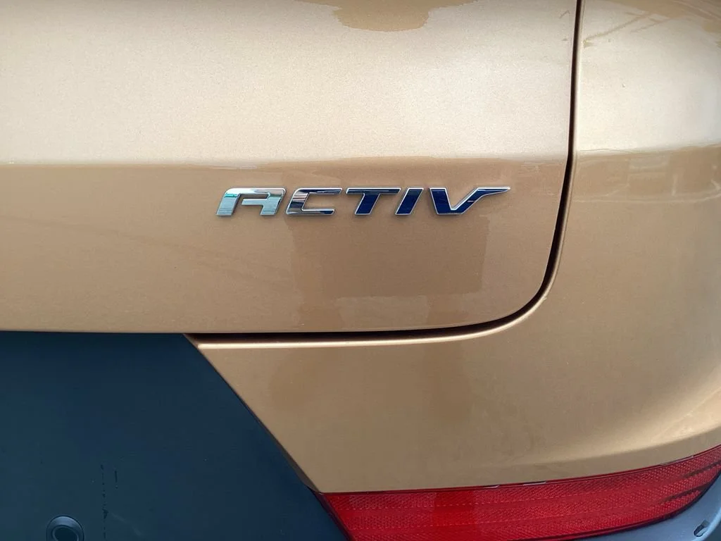 Used 2024 Copper Harbor Metallic Chevrolet ACTIV image 17