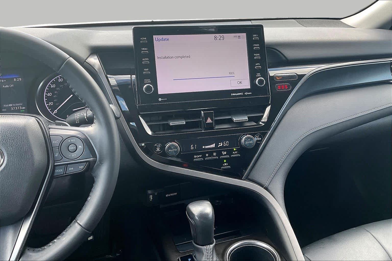 Used 2023 Ice Cap Toyota SE image 7