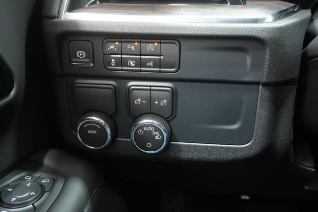 2027 Chevrolet Tahoe LS - Photo 32