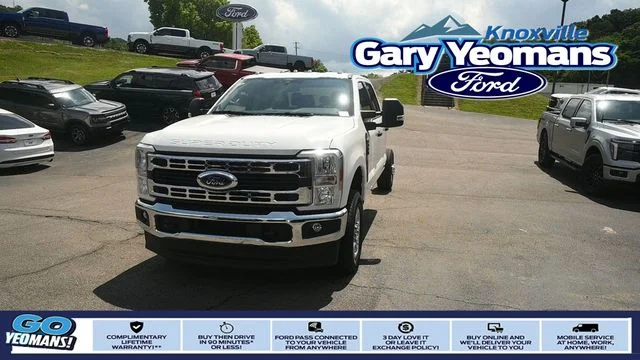 New 2026 Oxford White Ford F-350® XLT image 1