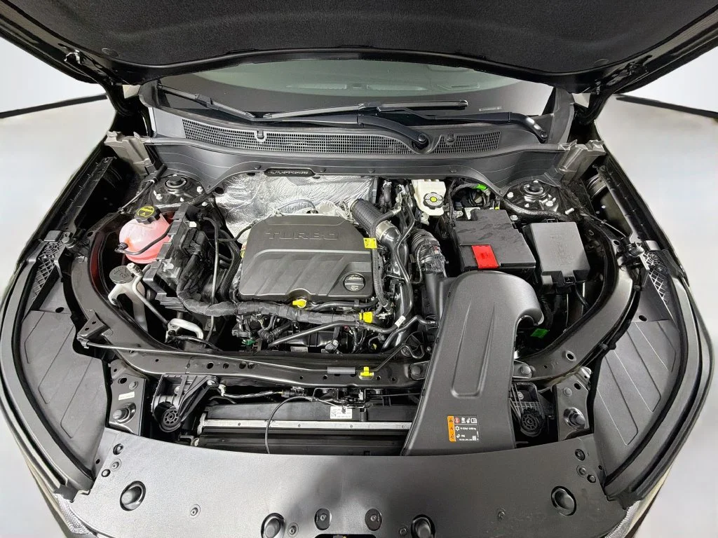 New 2026 Mosaic Black Metallic Chevrolet LT image 25