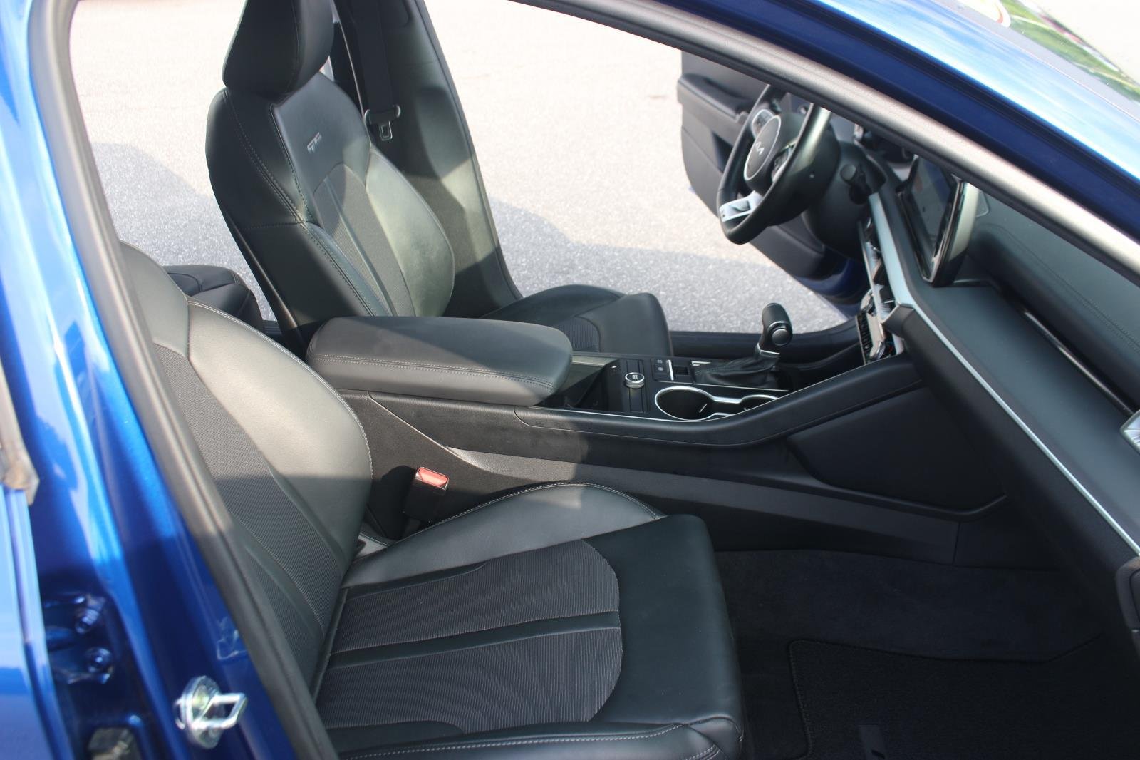 Used 2022 Blue Kia GT-Line image 31