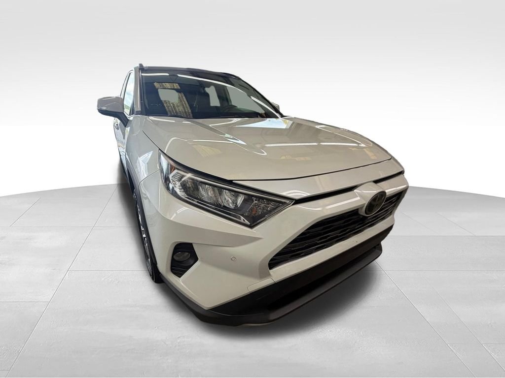 Used 2019 White Toyota Limited image 7