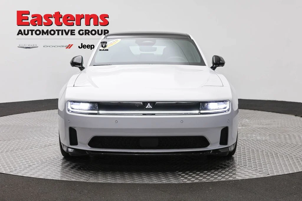 Certified Used 2024 White Dodge R/T Scat Pack image 2