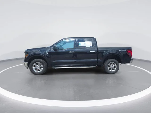 Used 2025 Black Ford XLT image 5