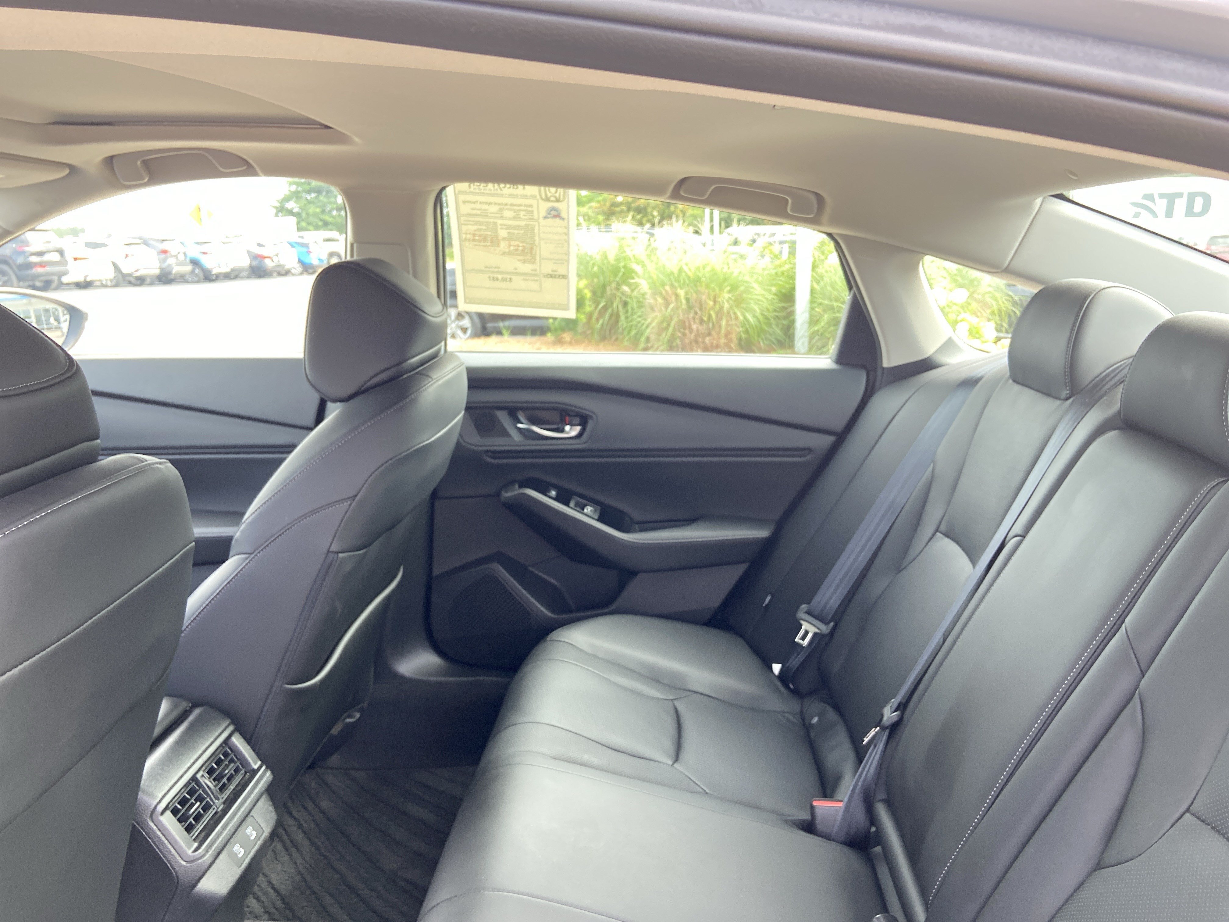 Used 2023 Urban Gray Pearl Honda Touring image 17