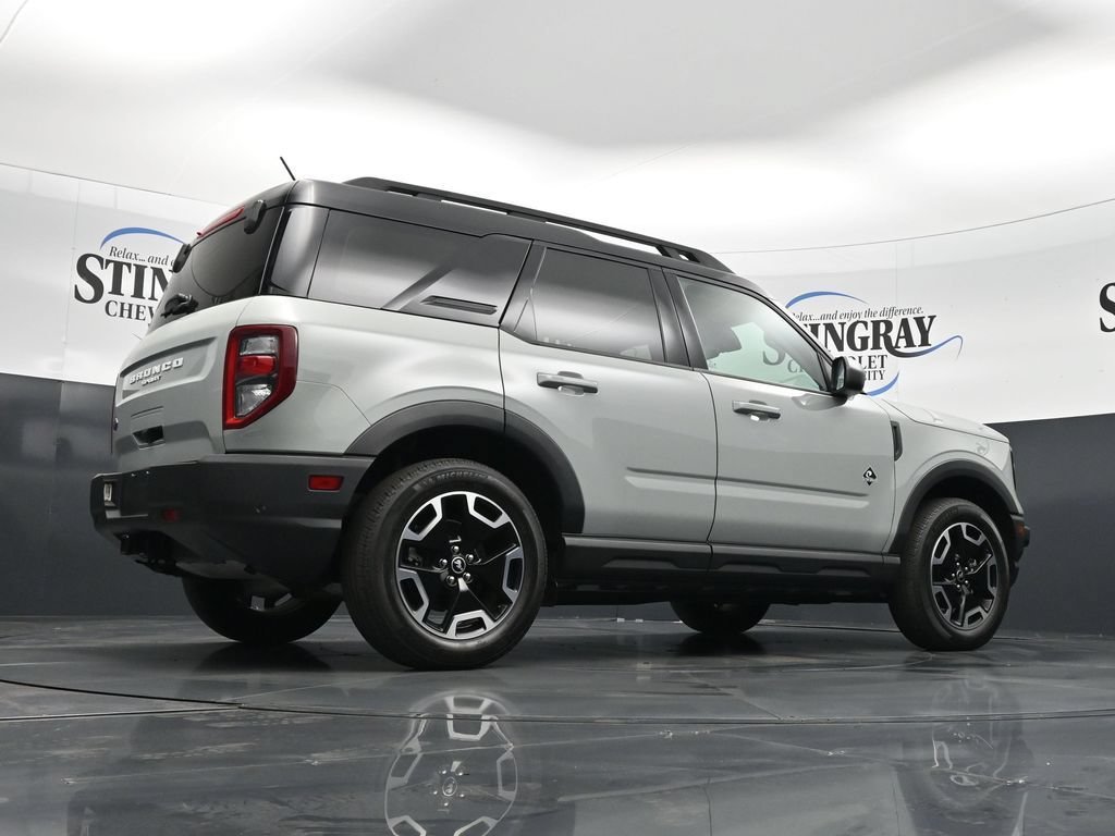 Used 2023 Gray Ford Outer Banks image 32