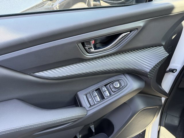 New 2026 CRYSTAL WHITE PEARL Subaru Premium 7-Passenger image 36