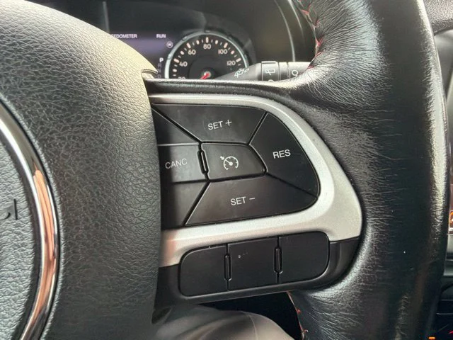 Used 2021 Teal Jeep Trailhawk image 22