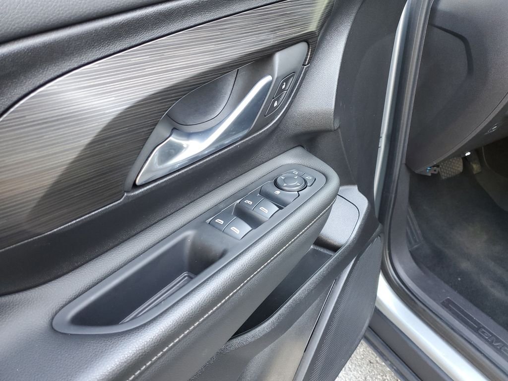 Used 2024 Silver GMC SLE image 15