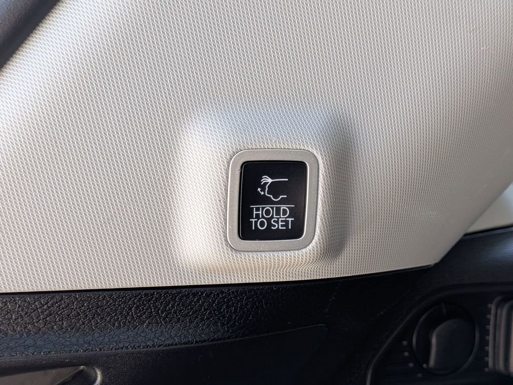 Used 2023 Black Jeep Limited image 9