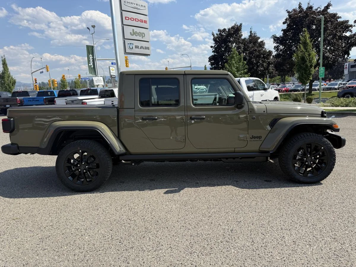 New 2026 41 (pj5) Jeep Nighthawk image 7