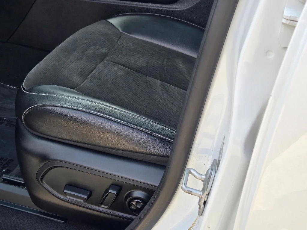 Certified Used 2023 White Jeep Altitude X image 23