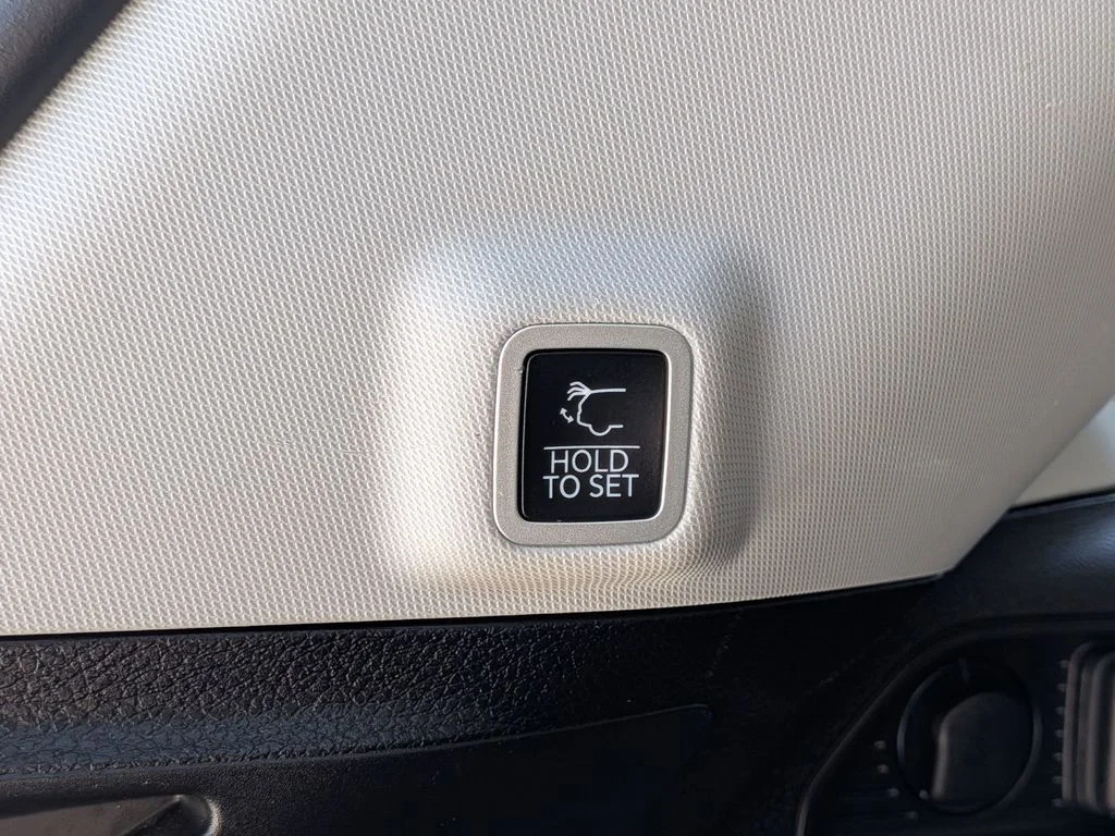 Used 2023 Black Jeep Limited image 9