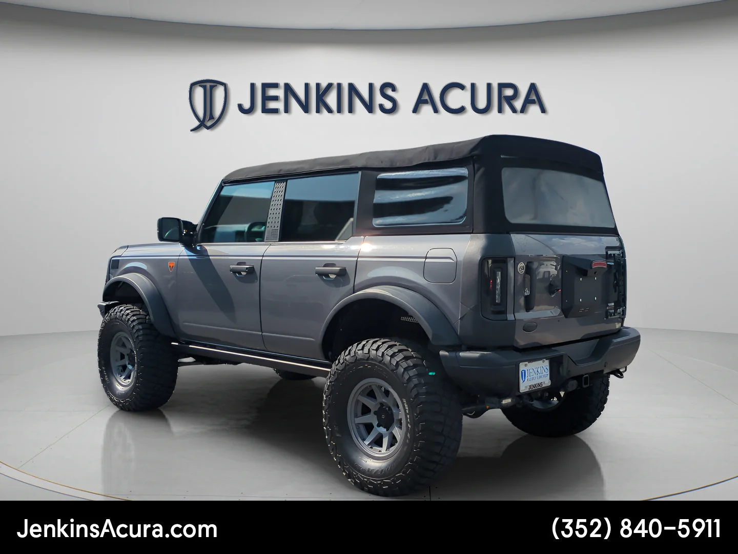 Used 2021 Carbonized Gray Metallic Ford Badlands image 5