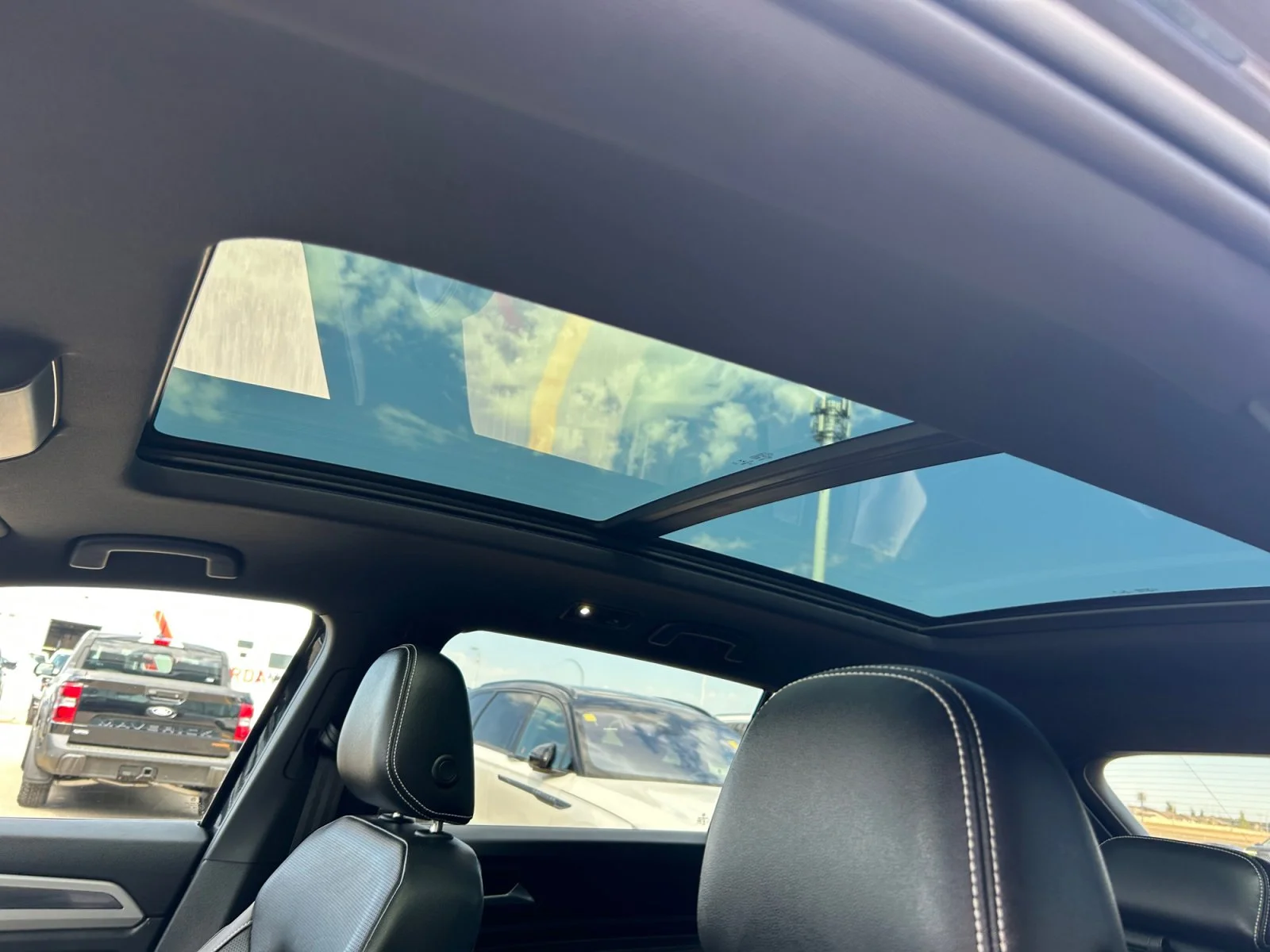 Used 2021 Black Volkswagen HIGHLINE image 18