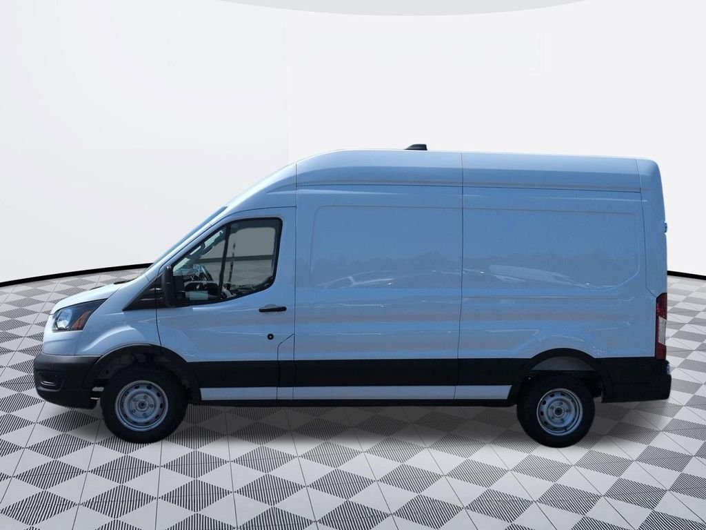 New 2026 Oxford White Ford Cargo Van image 32