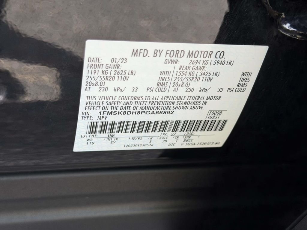 Used 2023 Black Ford XLT image 26