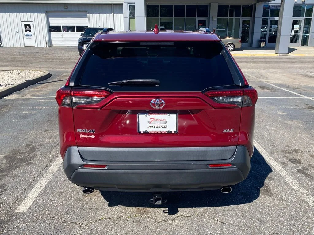 Used 2019 Red Toyota XLE image 12