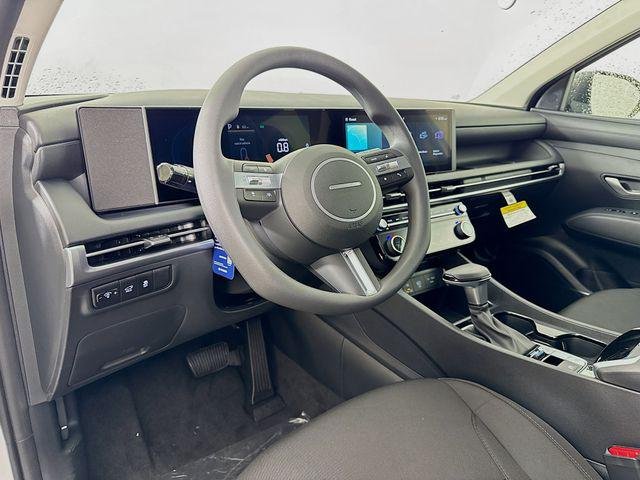 New 2026 White Hyundai SEL FWD image 13