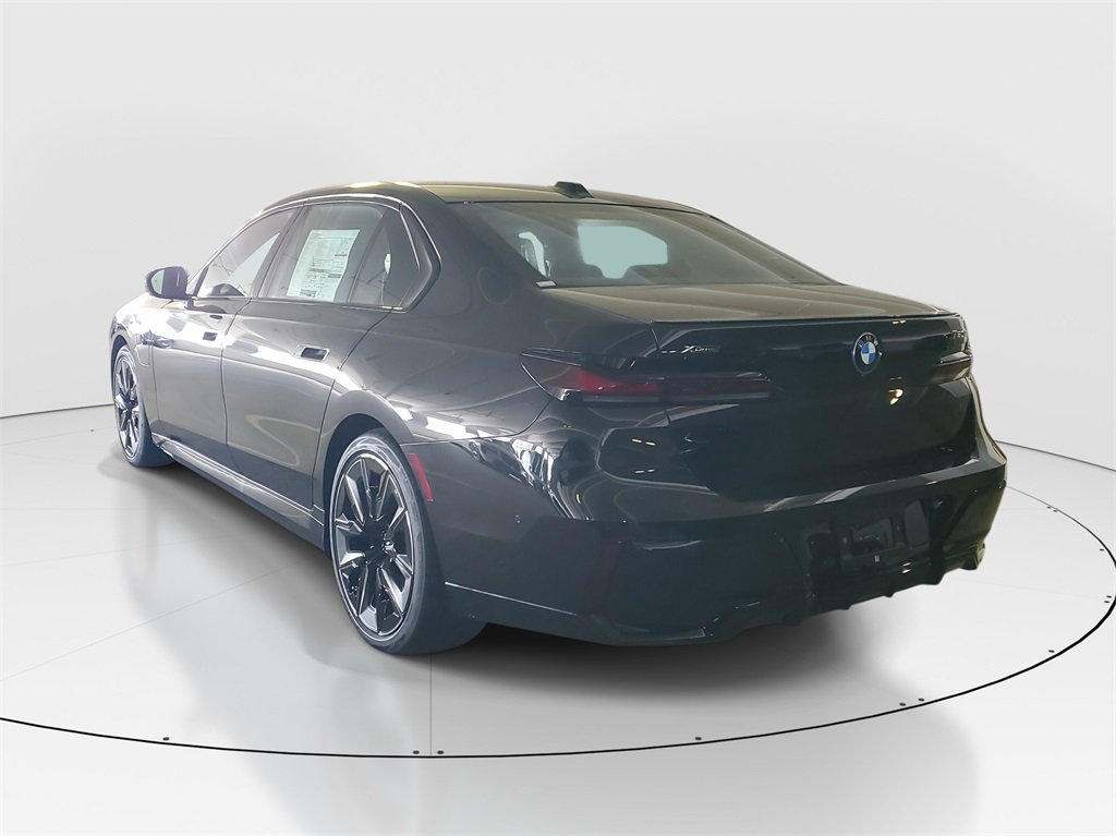 2025 BMW 7 Series 750e