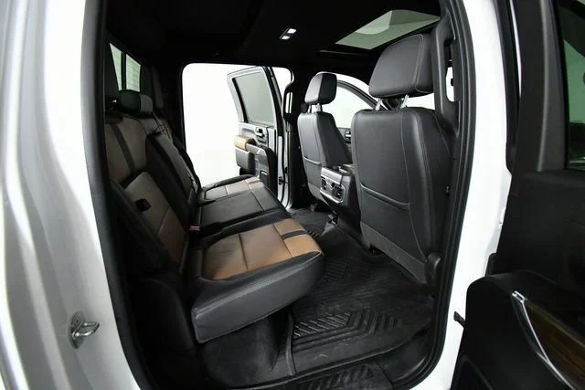 2022 Chevrolet Silverado 3500HD High Country - Photo 24