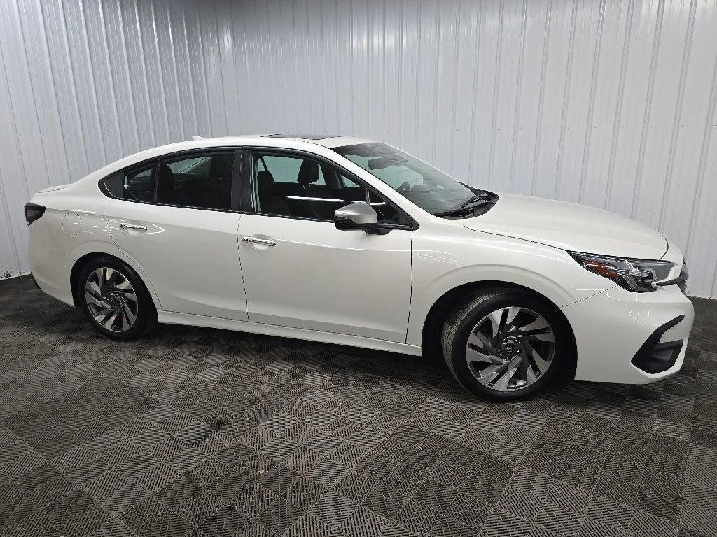 2023 Subaru Legacy Touring XT's photo