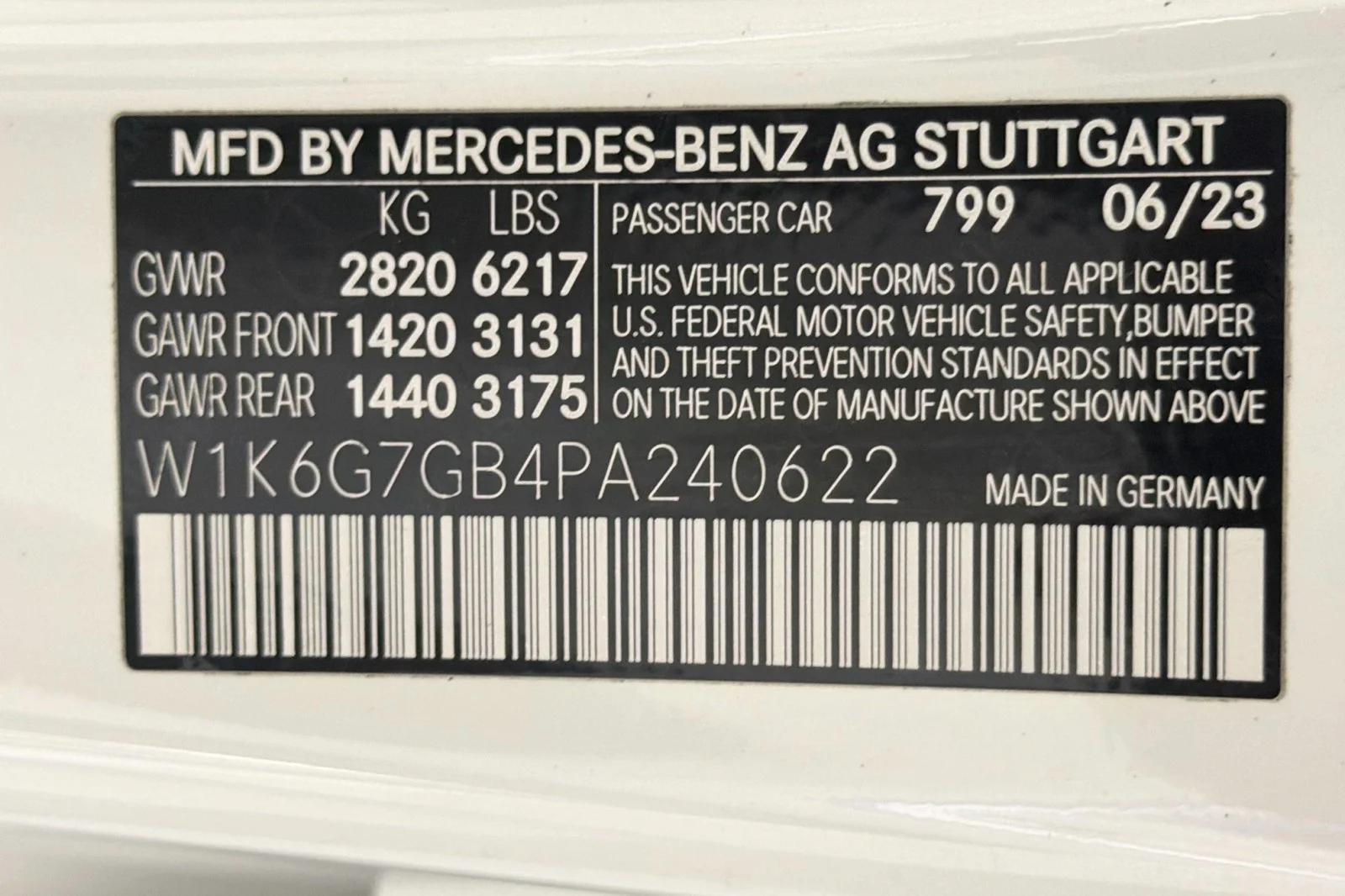 Certified Used 2023 MANUFAKTUR Diamond White Mercedes-Benz S 580 image 26