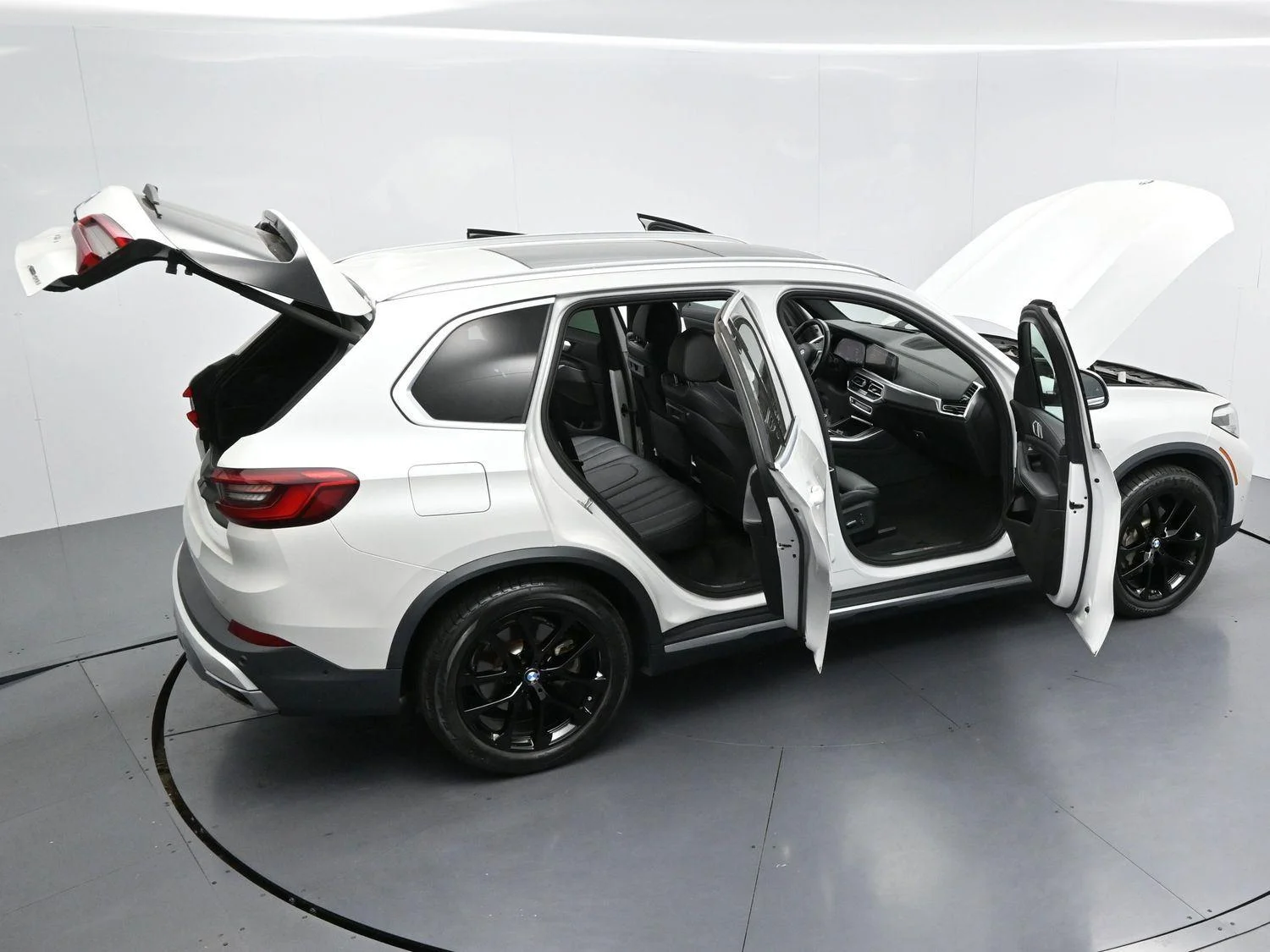 Used 2019 Mineral White Metallic BMW xDrive40i image 39