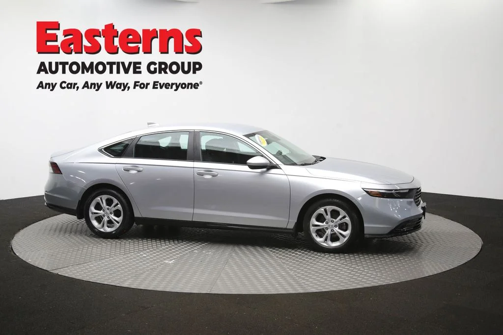 Used 2025 Silver Honda LX image 46