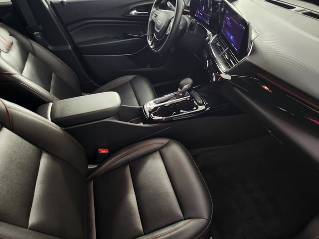 Used 2025 Blue Chevrolet 2RS image 16