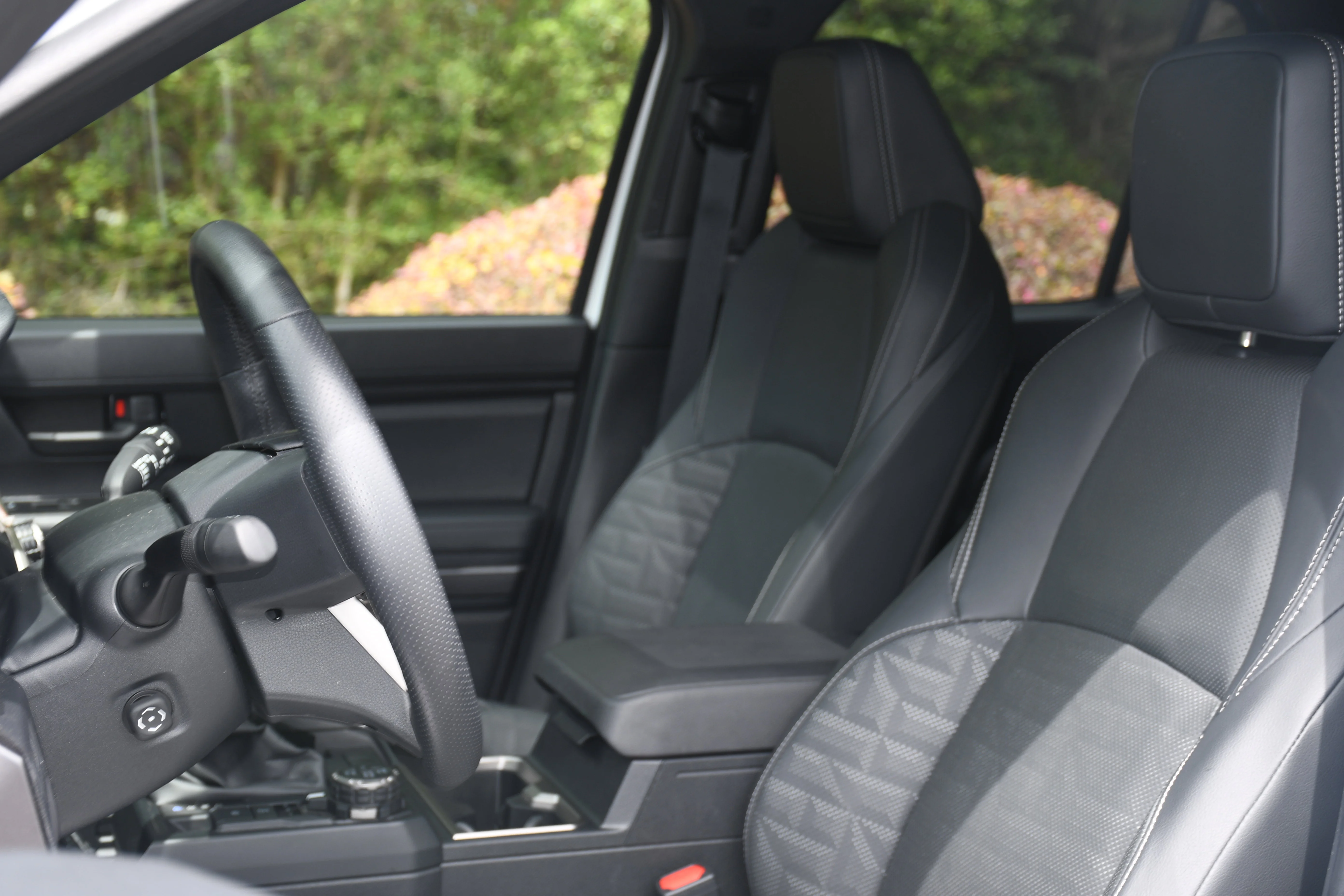 2025 Toyota 4Runner TRD Off-Road Premium - Photo 13