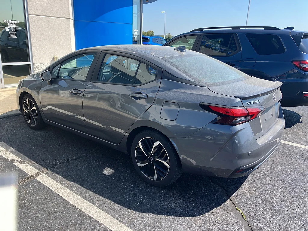 Used 2024 Gun Metallic Nissan SR image 5