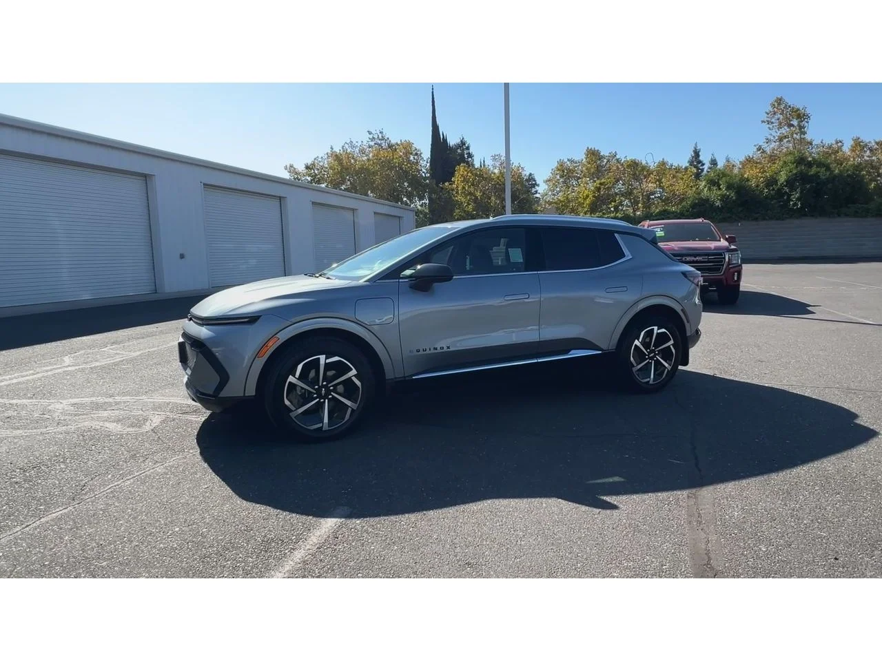 2024 Chevrolet Equinox EV LT - Photo 6