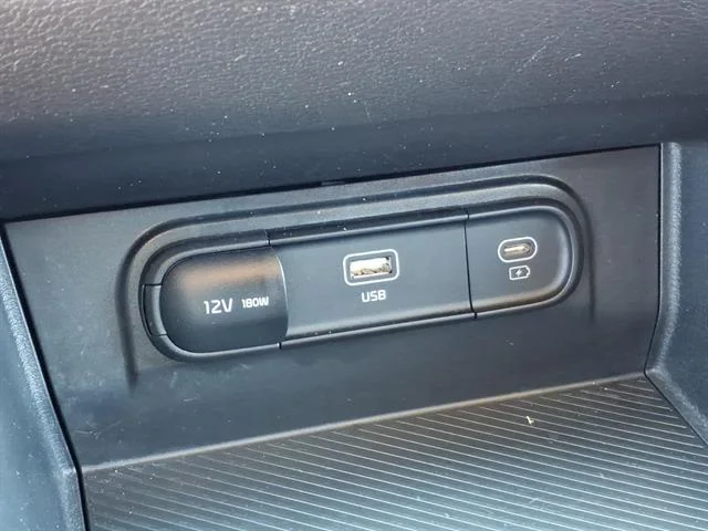 Used 2024 Fusion Black Kia LX image 8