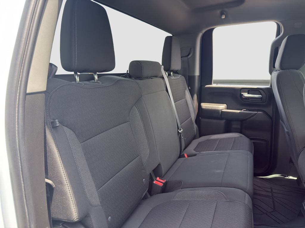 Used 2021 SUMMIT WHITE Chevrolet LT image 18