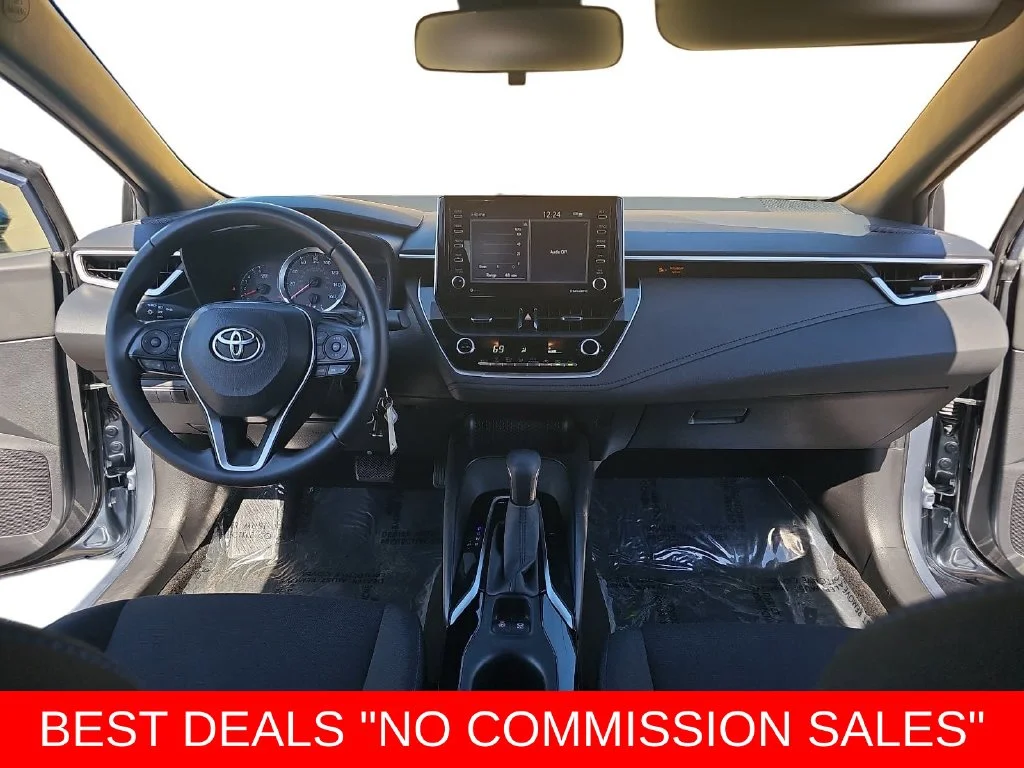 Used 2021 Blue Toyota SE image 9