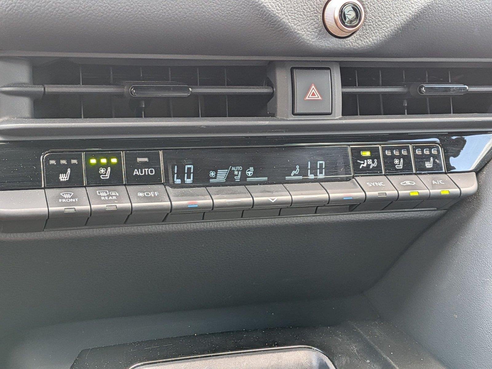 Used 2025 Oxygen White Toyota Limited image 13