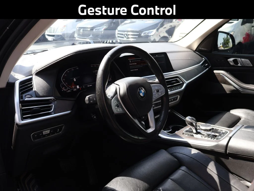 Used 2021 Black BMW xDrive40i image 17
