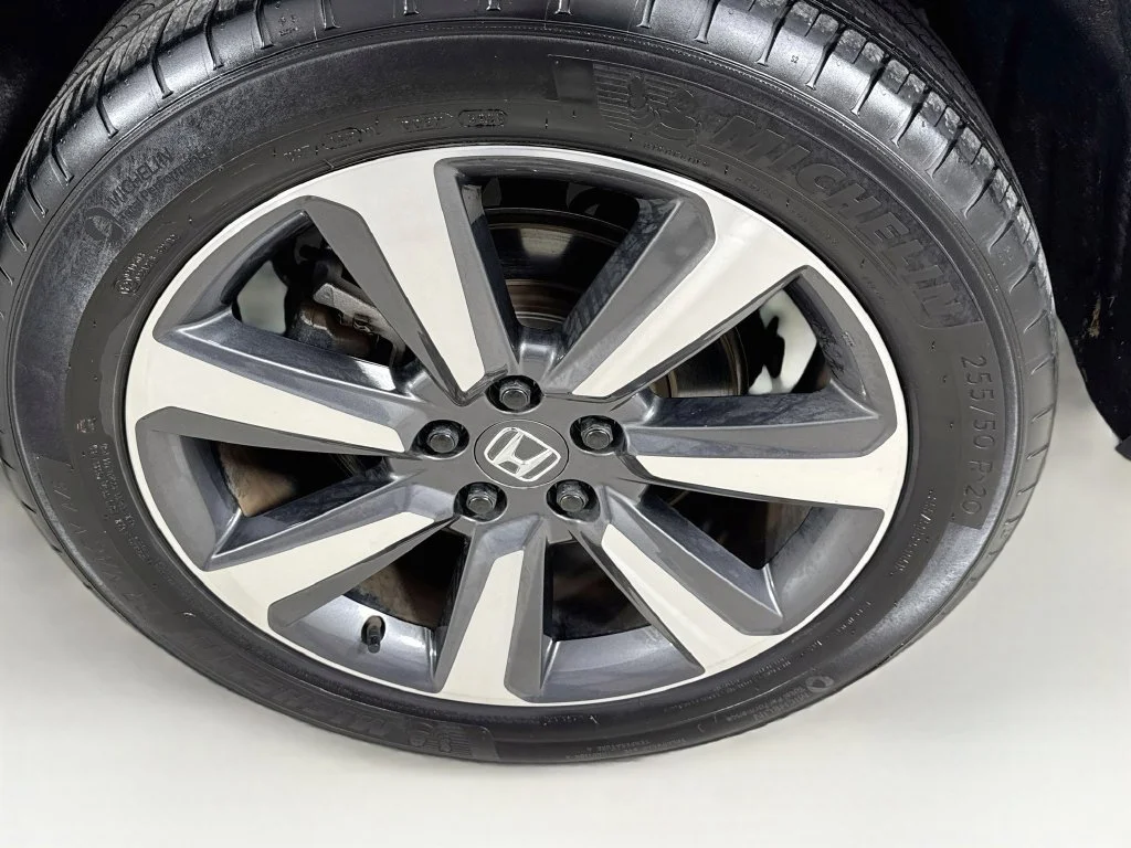 Certified Used 2024 Platinum White Pearl Honda Touring image 45