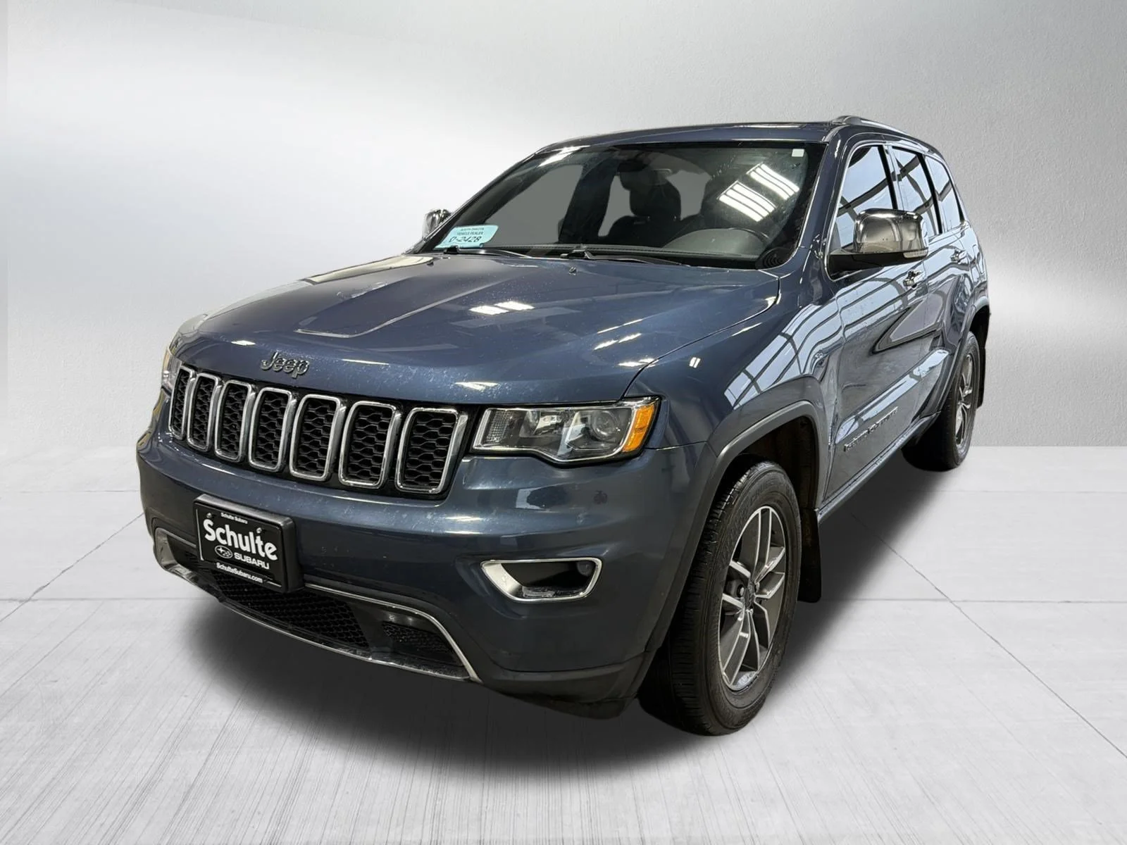 Used 2020 Slate Blue Pearlcoat Jeep Limited image 3