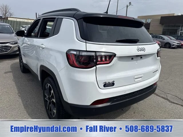 Used 2024 White Jeep Limited image 9