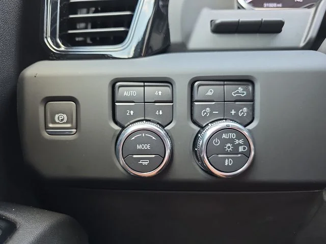 Used 2024 Black GMC AT4 image 28